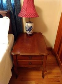 Vintage 1950's Maple  early American   end table with 2 drawers.$75'

