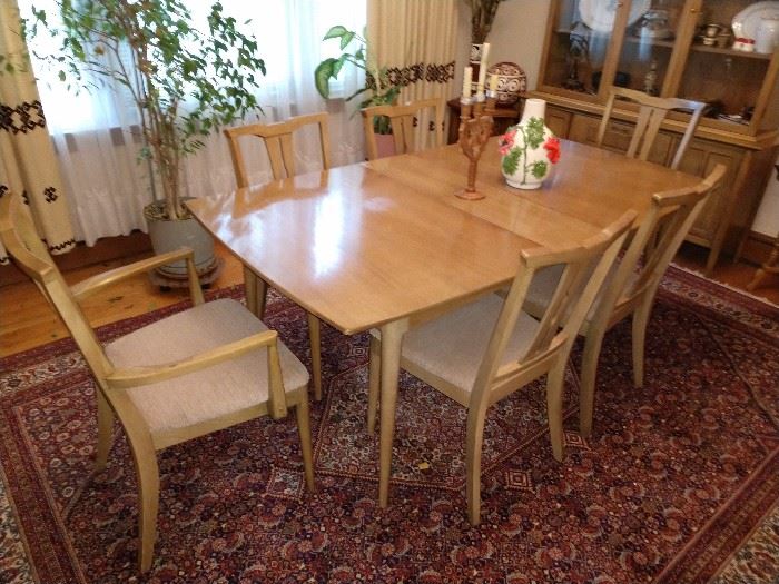 MCM DINING ROOM SET WITH CHINA CABINET