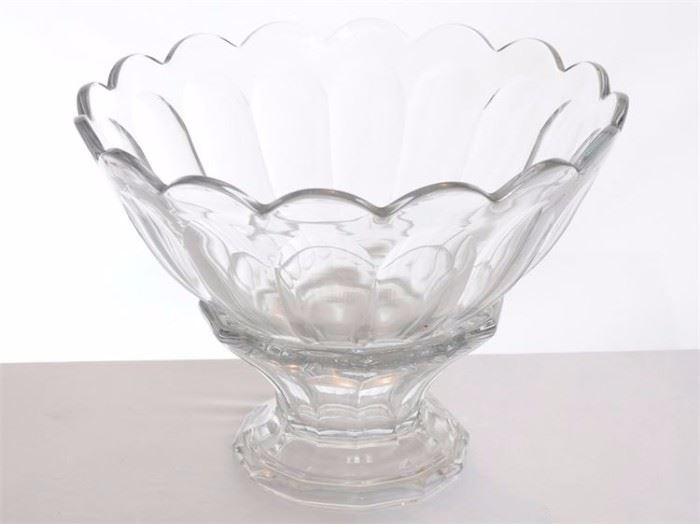 69EK Heisy Glass Colonial Punch Bowl