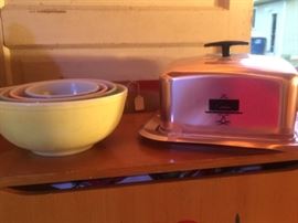 Pyrex, fire king & several bread boxes & cake servers