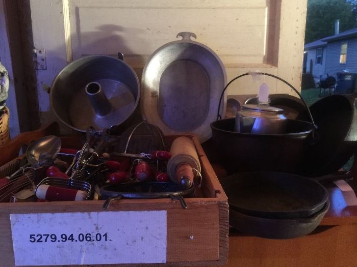Guardian service, cast iron Dutch ovens & skillets, older kitchen baking, one bread baker connected can bake 4 loaves at a time