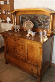Lovely Sideboard in Great Condition
