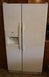 Side By Side Fridge by "Estate"