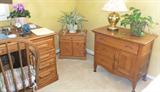 VERY NICE OAK DRY SINK ON WHEELS
