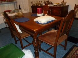 Matching Table w/6 chairs