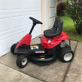 Troy-Bilt Neighborhood Riding Lawn Mower