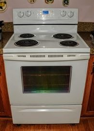 NEWER ELECTRIC STOVE