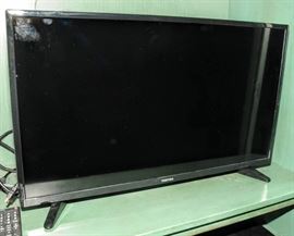 TOSHIBA HD FLAT SCREEN TV