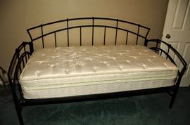 STUDIO BED