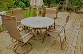 PATIO SET