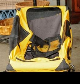 PET BACK PACK CARING BAG