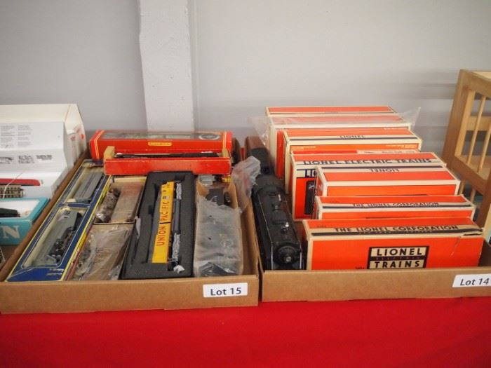 Variety of Model Trains & Accessories 