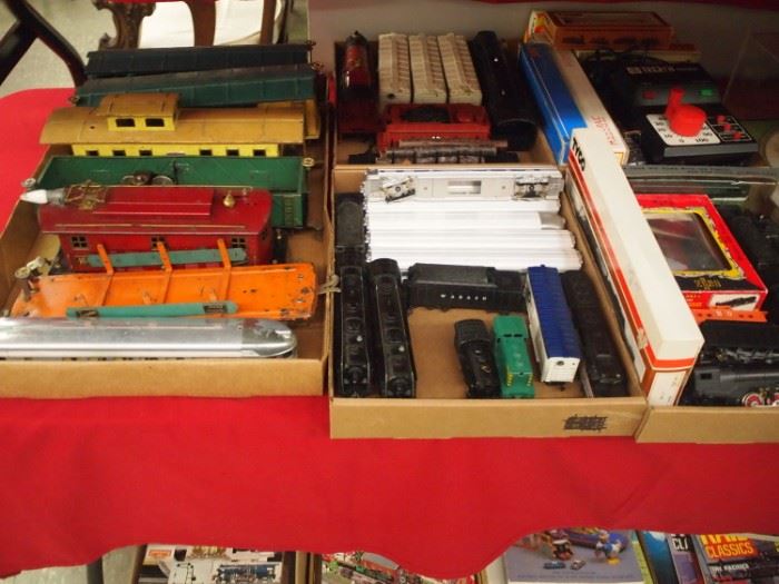 Variety of Model Trains & Accessories 