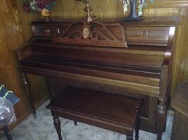 Kawai Upright Baby Grand Piano with bench.  Beautiful condition. Wonderful tone
