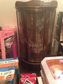 Table Top Curio Cabinets