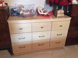 Vintage dresser