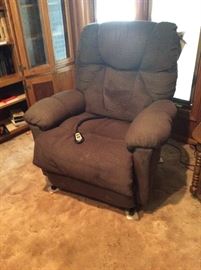 Best Furnishings lift chair w remote