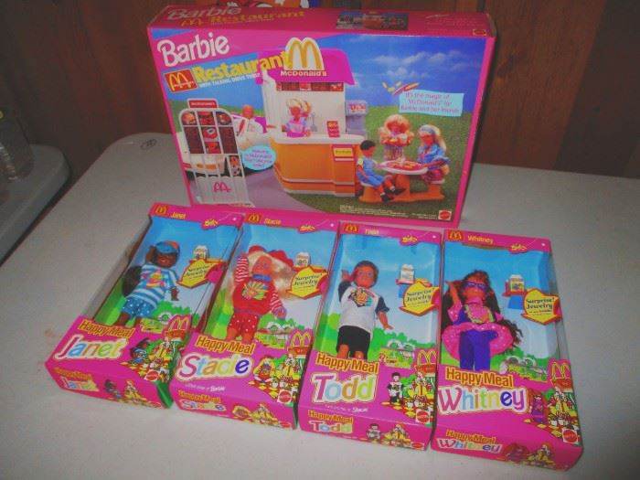 Barbie dolls and McDonalds play set NIB THE DOLLS ARE GONE 