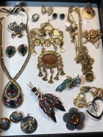 Vintage jewelry 