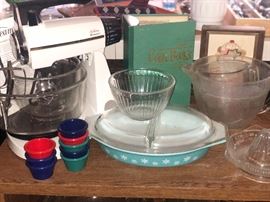 Vintage Pyrex & Cookbooks 
