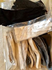 Gloves, all colors and types 