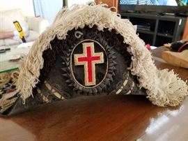 Masonic Knights Templar Chapeau. View 1