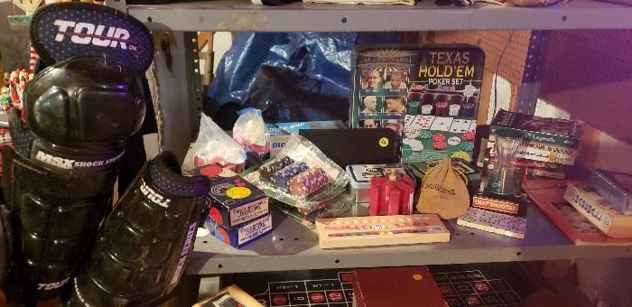 Vintage poker and gambling items, Vintage hockey, ski, fencing, baseball, basketball, football items