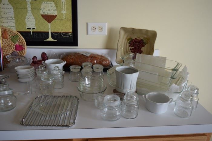 Glassware, Bakeware, Wine Decor