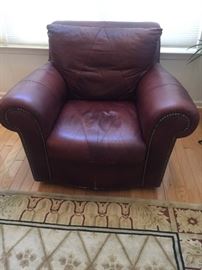 Traditional Leather Armchair (free)