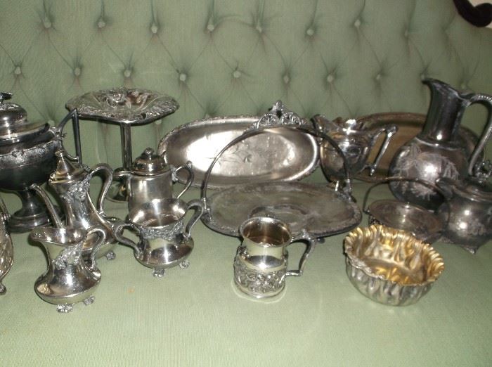 Victorian silver plate ;ieces