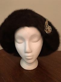 Mink hat: so beautiful and classy!