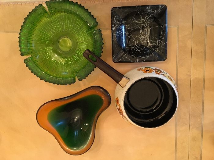  Few fun retro things: ashtrays, art glass, saucepan