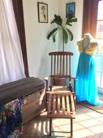 Antique Chaise Lounge with caning