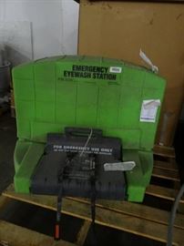 Pure Flow Emergency Eye Wash Station