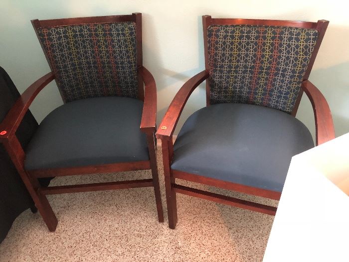 4 matching side chairs