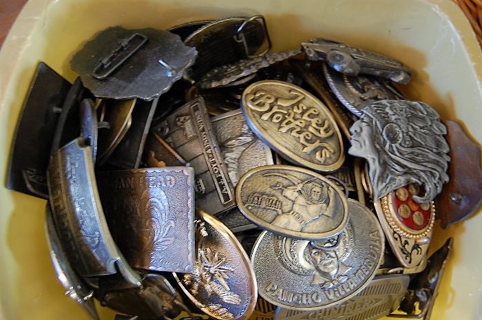 Belt buckle collection, Large