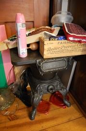 Rare Antique cast iron salesman sample stove