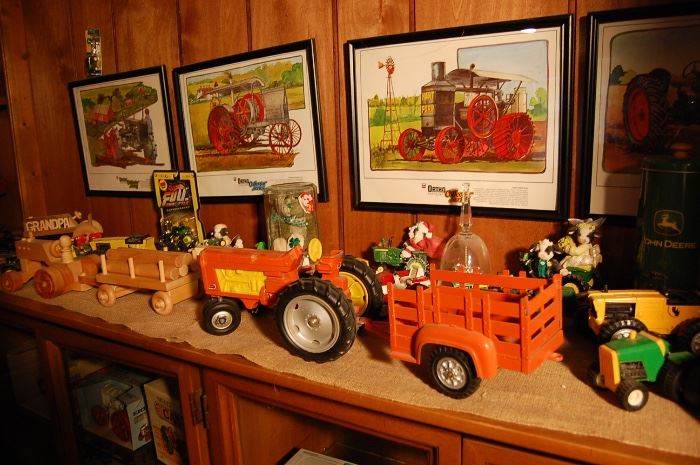Large collection farm toys