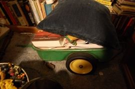 Vintage John Deere pedal tractor trailer