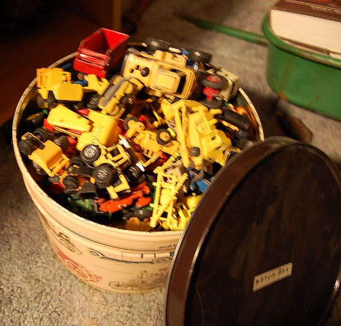 Construction toys