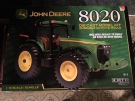 John Deere 8020 Ertl model