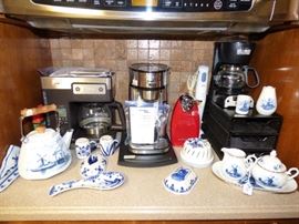 Delft blue & white items, Coffee Center Coffee makers