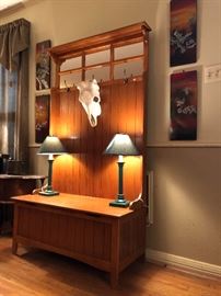 Hall tee bench. Set Up and Photo by BC