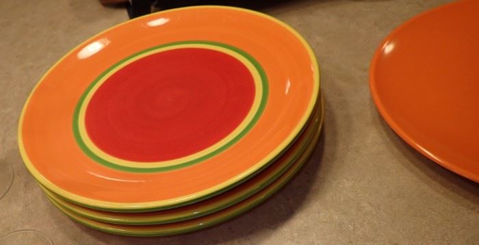 DANSK / SET DISHES / MICROWAVE - DISHWASHER SAFE