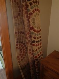 AREA RUG