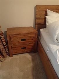 THIS IS A GREAT BEDROOM SET KING BED & MATTRESS / END TABLES / DRESSER