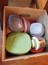 STORAGE CONTAINERS
