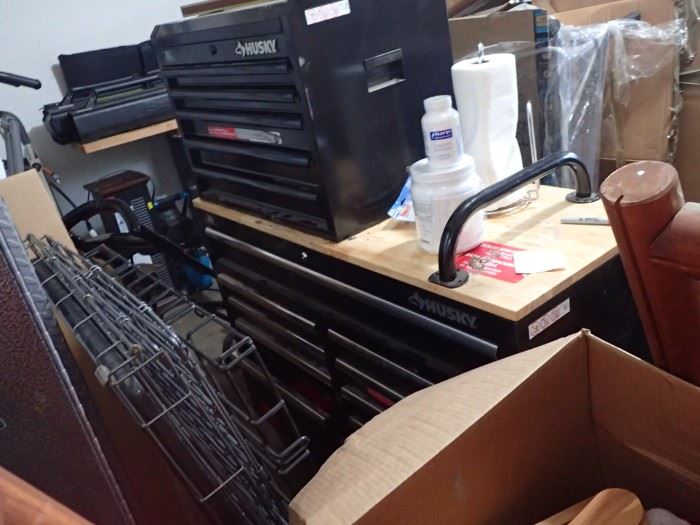 WE HAVE A GARAGE FULL THAT WE NEED TO UNPACK AND ORGANIZE WILL ADD PICTURES AS WE FIND STUFF.