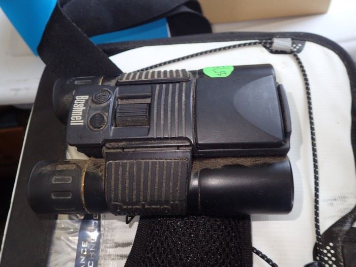 BINOCULARS
