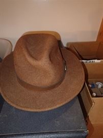FELT HAT